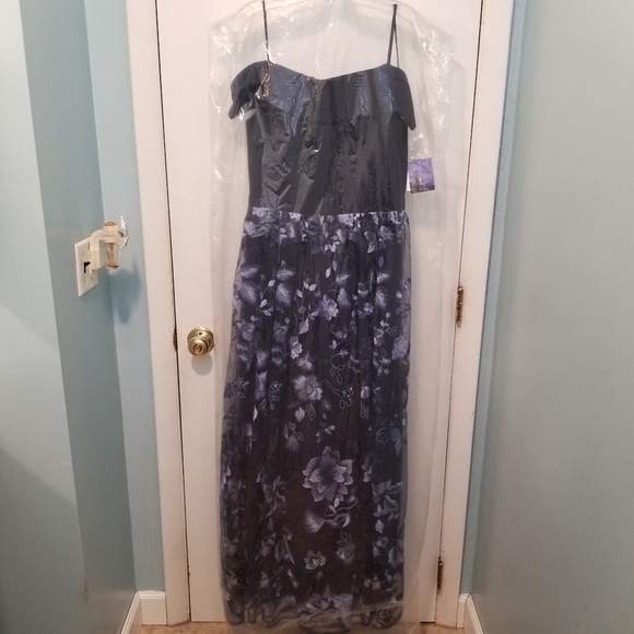 (PRICE IS FIRM!)David's Bridal Off The Shoulder Maxi Gown - Picture 4 of 10